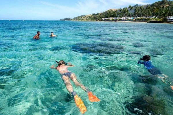 Mana Lagoon Backpackers Villa Esterno foto